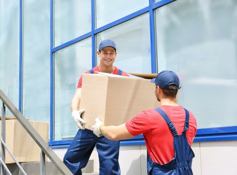 Removal truck hire service for home and office moves