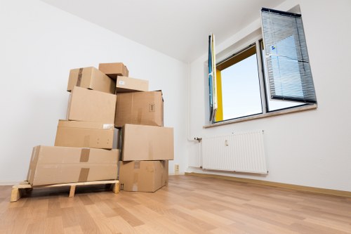 Benefits of hiring a removal truck for transport